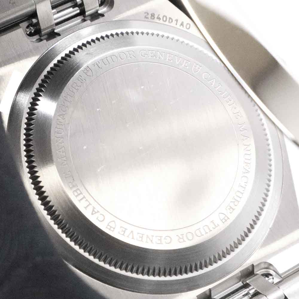 ロイヤル M2840D1A0-0002 ランダム SS ブルー 5リンクブレスレット